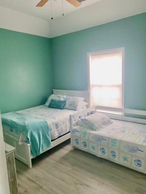 Sunny Delight - Sleeps 10 - Generous Space! Bolivar Peninsula Luaran gambar