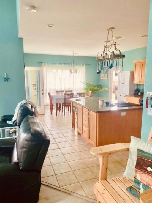 Sunny Delight - Sleeps 10 - Generous Space! Bolivar Peninsula Luaran gambar