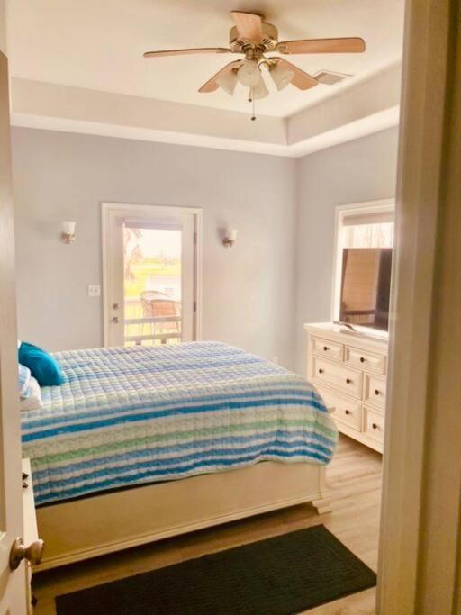 Sunny Delight - Sleeps 10 - Generous Space! Bolivar Peninsula Luaran gambar